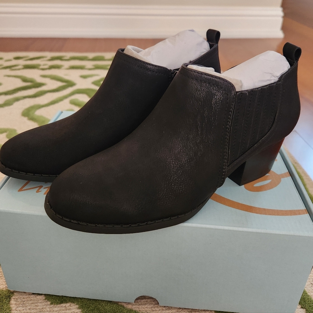 Lifestride Babe Shooties Size 8 NWT
